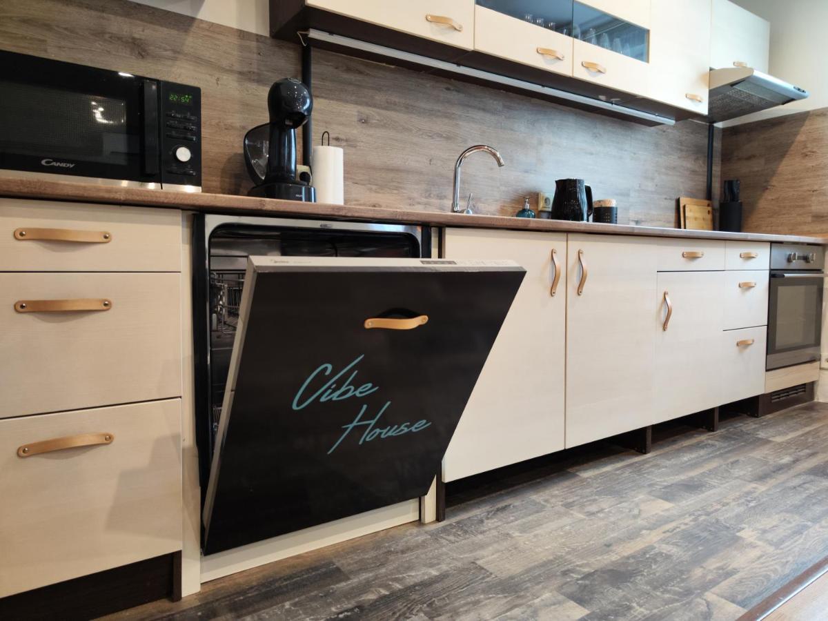 Vibe House Apartment